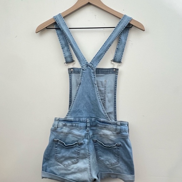 Dollhouse Juniors Sz 11 Denim Overalls Distressed Stretch Blue Short-alls NWT - Picture 8 of 16